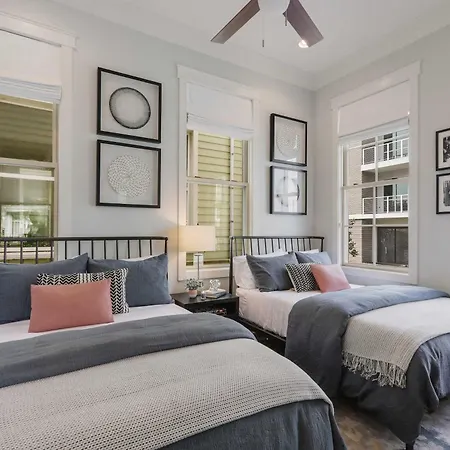 Holiday home Beautiful Renovated With Private Heated Pool New Orleans