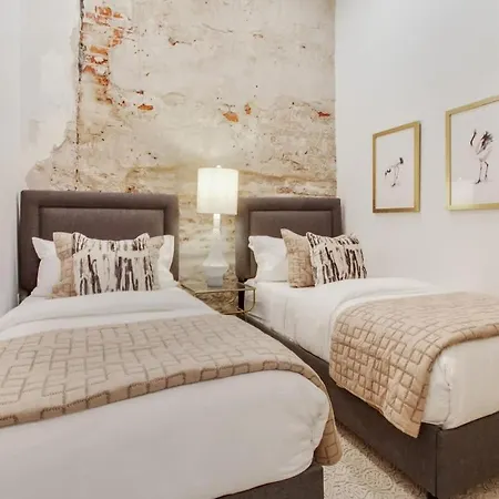 Hotel Modern Cbd With Near French Quarter