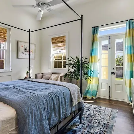 Holiday home Contemporary Designer Near French Quarter New Orleans