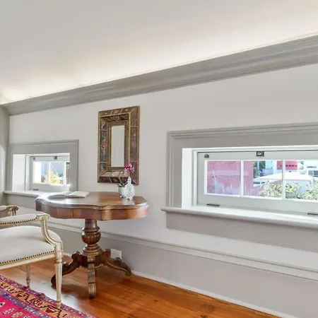 Historic Cbd Townhomes With Courtyard Holiday home *