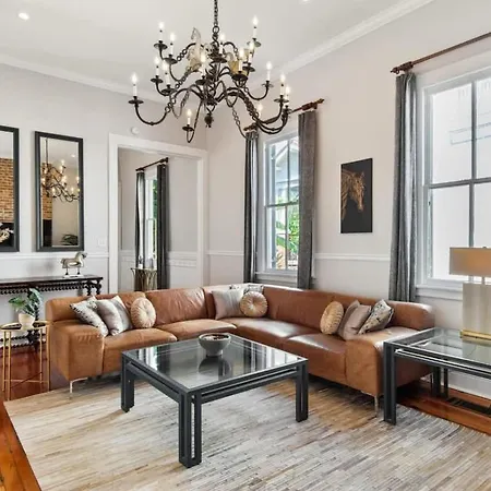 Opulent Expansive Unit Heated Pool And 4* New Orleans