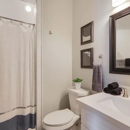 Beautiful Renovated With Private Heated Pool *