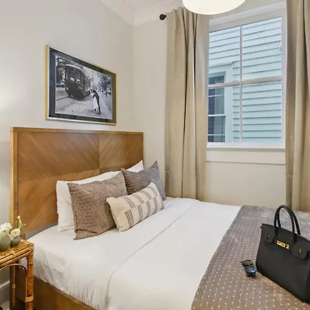 Grand Lush With Heated Pool Holiday home New Orleans