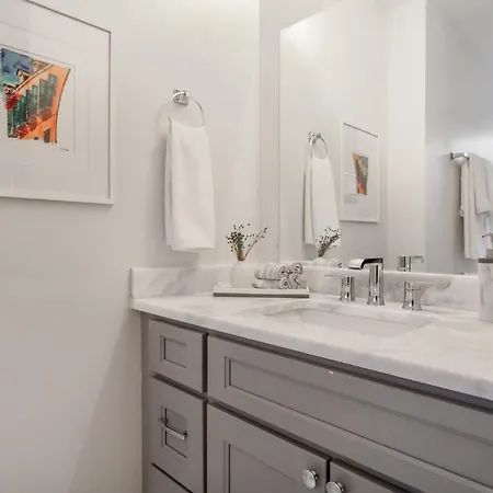 Holiday home Historic Nola Uptown Near Fq