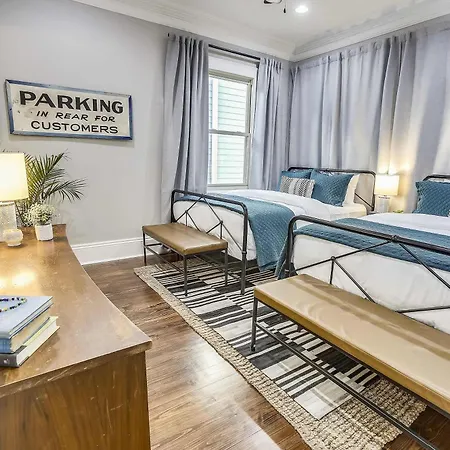 Luxe With Back Patio Near Frenchmen