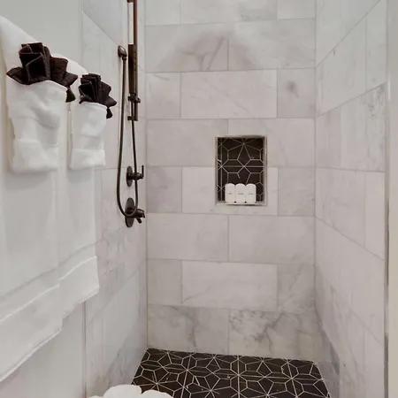 2 Unit Combo 12br Near French Quarter Holiday home *