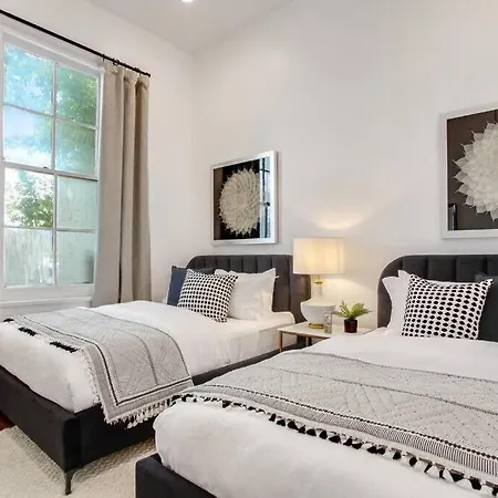 Historic Luxury Retreat Holiday home *