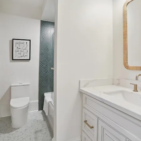 10 Bed & 10 Bath Luxury Cbd - Private Pool