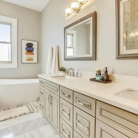 Luxe With Back Patio Near Frenchmen * New Orleans