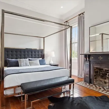 Opulent Expansive Unit Heated Pool And 4*