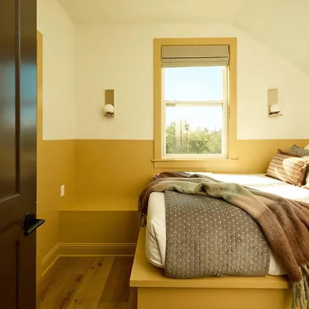 Chic Marigny With Heated Pool