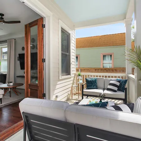 Luxe With Back Patio Near Frenchmen New Orleans