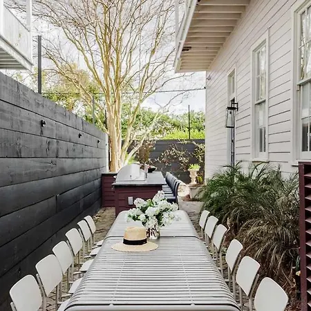 Remodeled Magazine Oasis Shared Heated Pool&spa Holiday home New Orleans