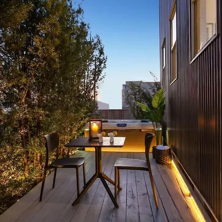 Lower Garden District Luxury Combo Pool & Hottub * New Orleans