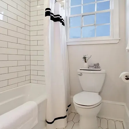 Holiday home Historic Nola Uptown Near Fq New Orleans