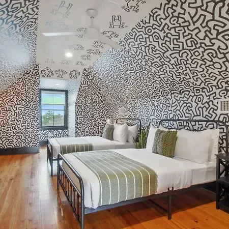 Deluxe Modern Heated Pool & Game * New Orleans