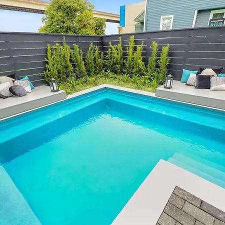 14br Downtown Combo & Shared Seasonal Pool