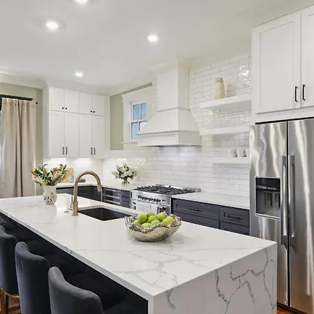 Grand Lush With Heated Pool * New Orleans