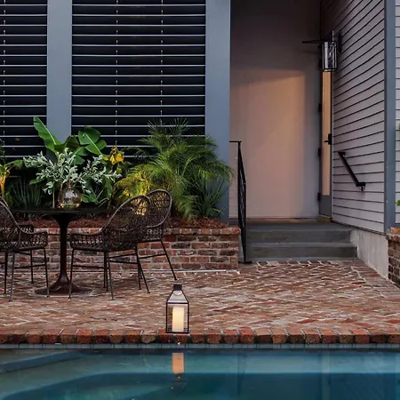 Lush Garden District & Shared Outdoor Space Holiday home
