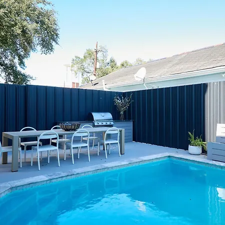 Chic Marigny With Heated Pool