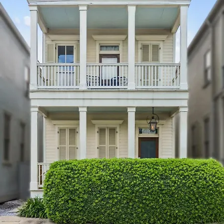 Luxe With Back Patio Near Frenchmen New Orleans