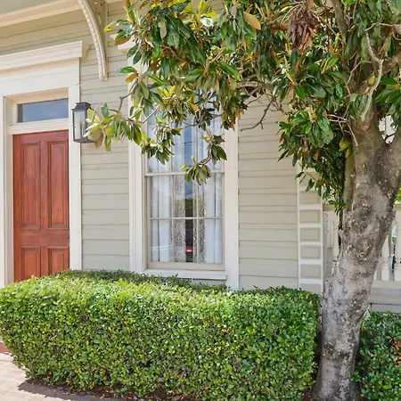 Holiday home Historic Nola Uptown Near Fq *