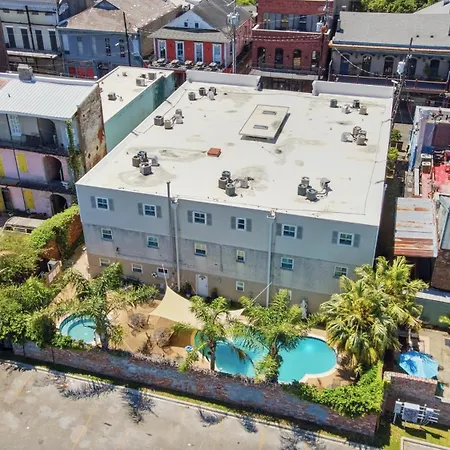 Frenchmen Private W Pool & Hot Tub Access Aparthotel