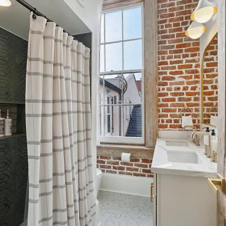 Holiday home 10 Bed & 10 Bath Luxury Cbd - Private Pool New Orleans