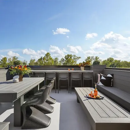 Bywater Retreat With Heated Pool And Roof Deck Holiday home New Orleans