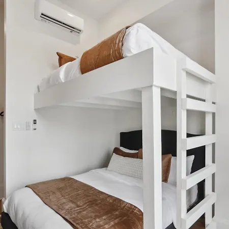 Holiday home 10 Bed & 10 Bath Luxury Cbd - Private Pool New Orleans
