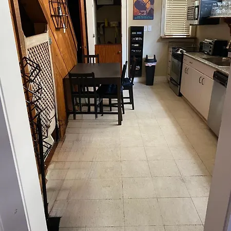 Garden District Creole Steps To Streetcar Holiday home
