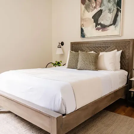 Holiday home New Private With Pool And Near Fq *
