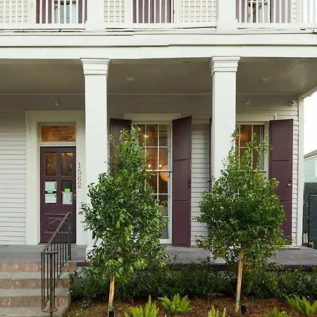 Remodeled Magazine Oasis Shared Heated Pool&spa Holiday home New Orleans
