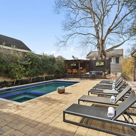 Historic 8br With Pool Hot Tub New Orleans