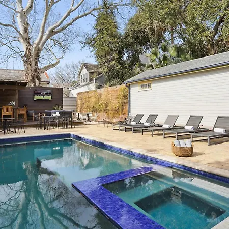 Historic 8br With Pool Hot Tub *