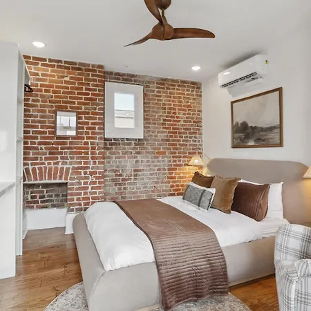 10 Bed & 10 Bath Luxury Cbd - Private Pool * New Orleans