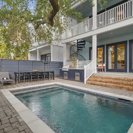 Grand Lush With Heated Pool
