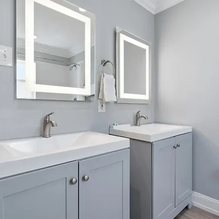 Frenchmen 1br Escape W Pool & Hot Tub Access