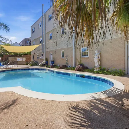 Aparthotel Frenchmen Private W Pool & Hot Tub Access New Orleans