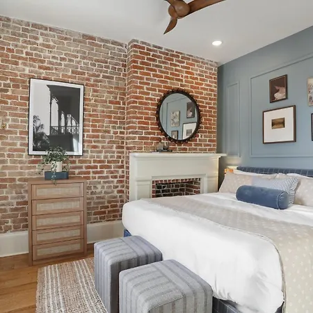 10 Bed & 10 Bath Luxury Cbd - Private Pool Holiday home New Orleans