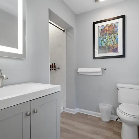 Elegant 1br W Pool & Hot Tub On Frenchmen St