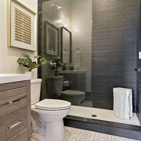 Spacious Nola Combo 2 Units & Shared Pool Holiday home New Orleans