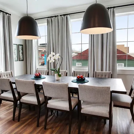 14br Downtown Combo & Shared Seasonal Pool *