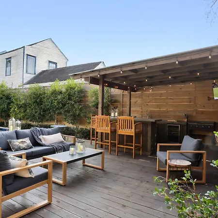 Historic 8br With Pool Hot Tub *