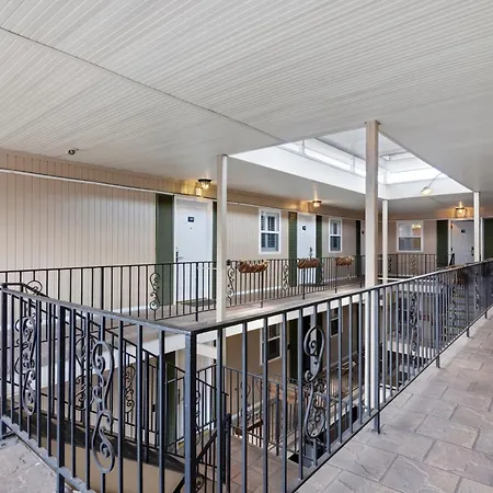 Frenchmen Private Wd Pool & Hot Tub Access Aparthotel New Orleans