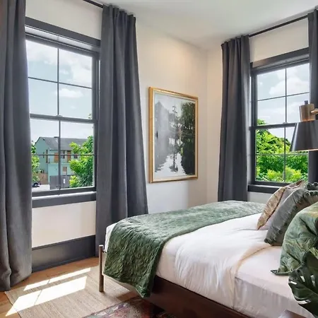 Spacious Nola Combo 2 Units & Shared Pool