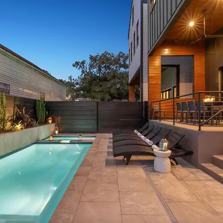 Holiday home Bywater Retreat With Heated Pool And Roof Deck *