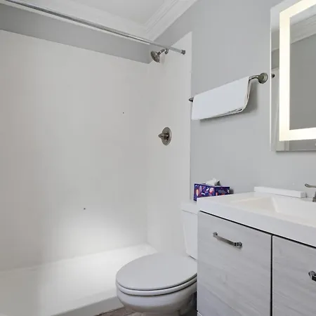 Frenchmen 1br Escape W Pool & Hot Tub Access Aparthotel 3*