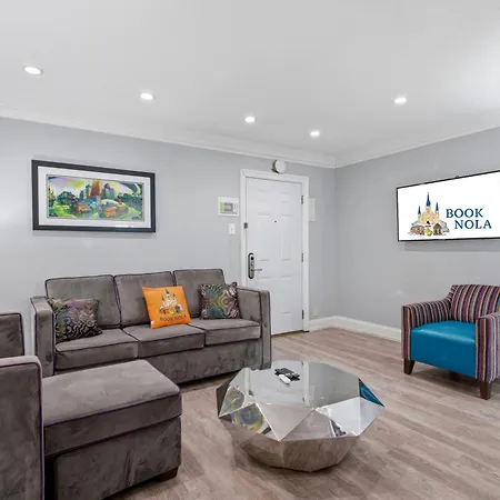 Frenchmen 1br Escape W Pool & Hot Tub Access 3*