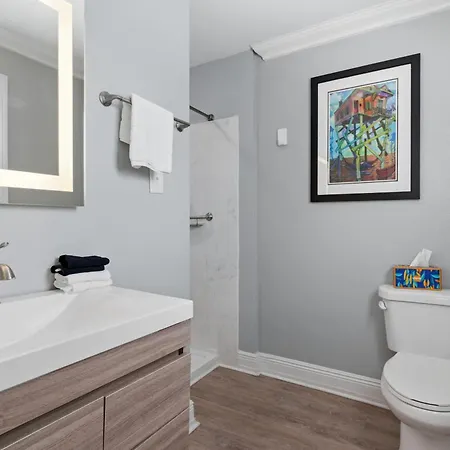 Refined 2br Escape On Frenchmen Street W Pool New Orleans